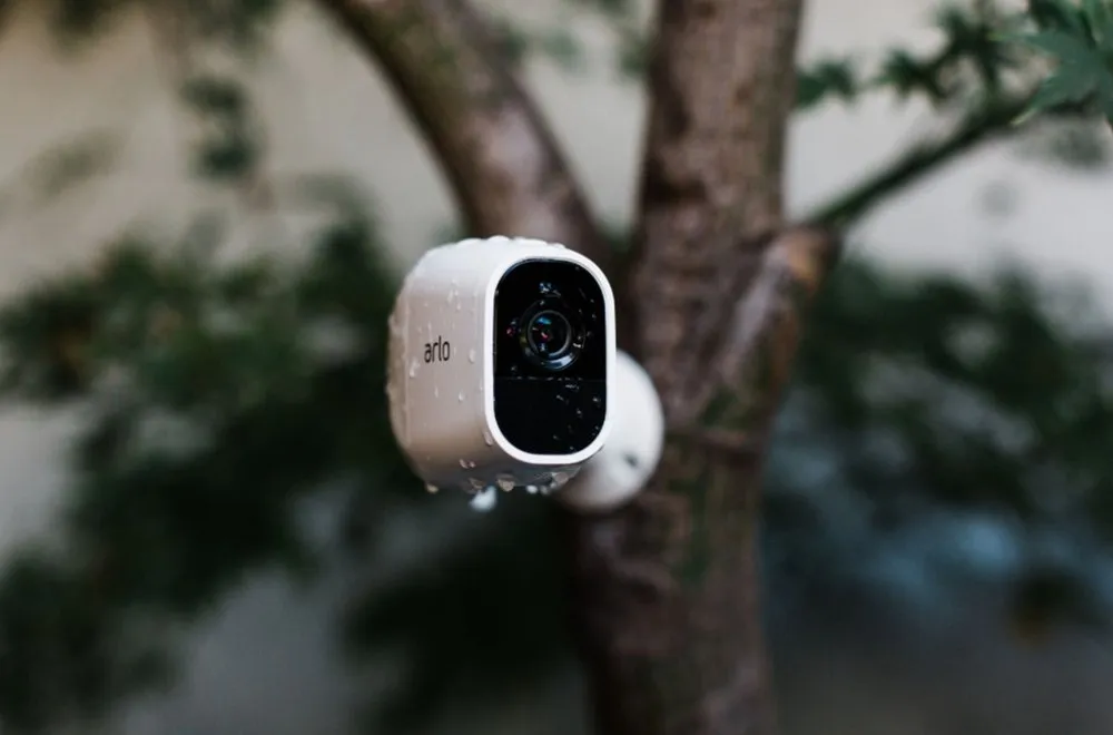 Wired vs. wireless security cameras | Arlo