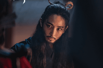 The much-awaited historical drama "Queen Woo" on TVING has released fresh character stills featuring Lee Soo Hyuk!