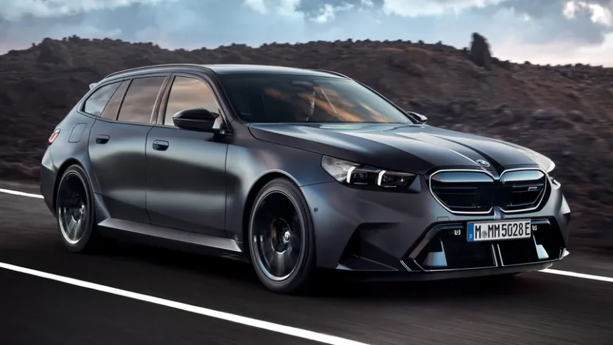 Unveiling the 2025 BMW M5 Touring