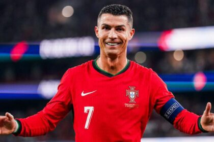 Cristiano Ronaldo Makes History: First to Reach 1 Billion Social Media Followers